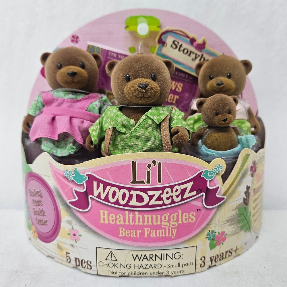Li'l Woodzeez Healthnuggles Bear Family‎ 4 Figures & Storybook Set 6093M New